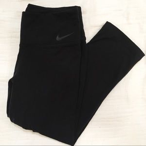 Nike Dri-FIT Lengend Cotton Blend Capri Leggings